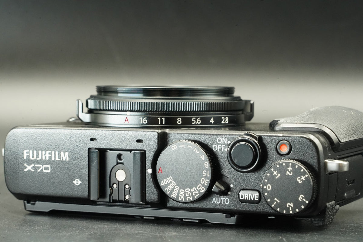 Fujifilm Fuji X70 X 70 Black 16.3MP Digital Camera #11988