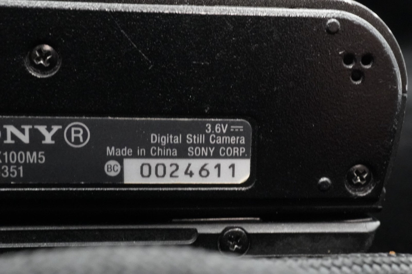 Sony Cyber-Shot DSC-RX100 V 20.1MP 4K Digital Camera US Duty Paid 10212