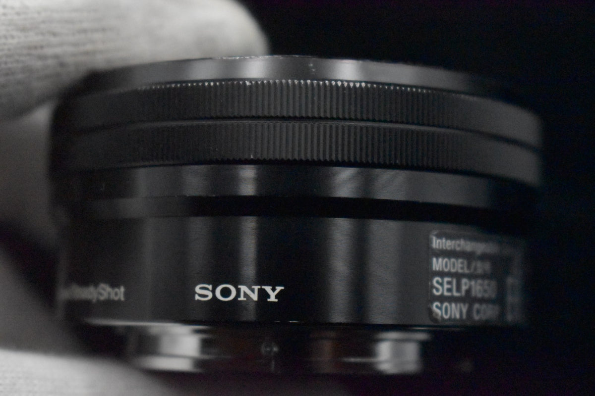 [US Duty Paid] Sony Alpha a5000 Mirrorless Digital Camera with Lens Black 8907