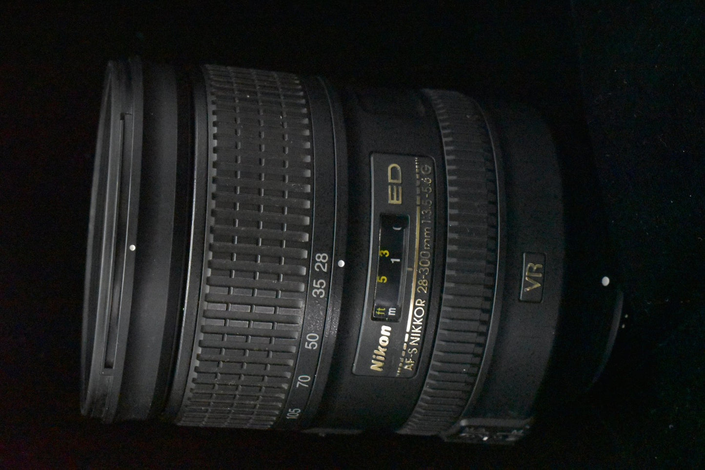 Nikon AF-S FX NIKKOR 28-300mm F/3.5-5.6G ED VR Zoom Lens Near Mint 10581
