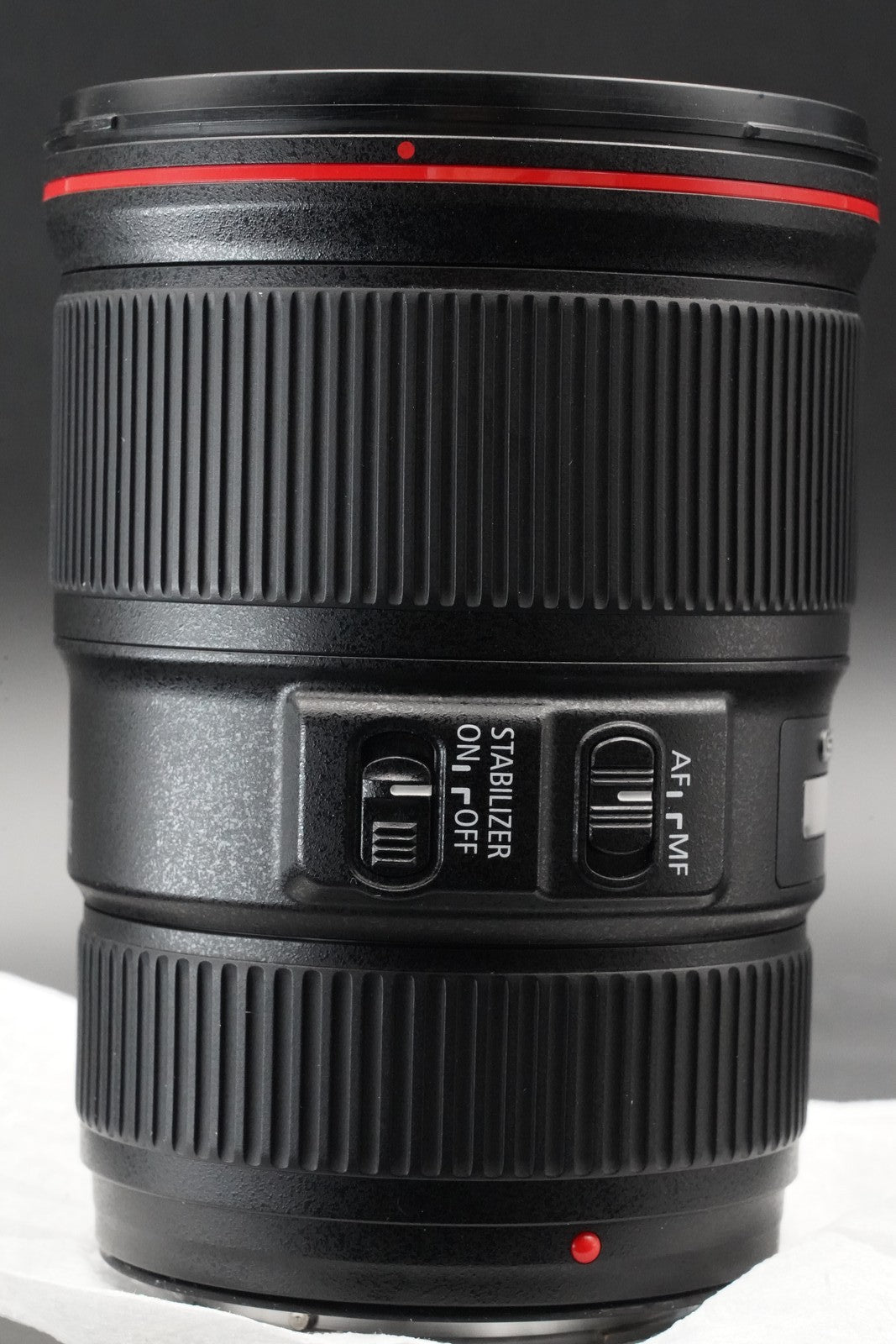 Canon EF 16-35mm f/4 L IS USM Wide Angle Lens US Duty Paid 11053