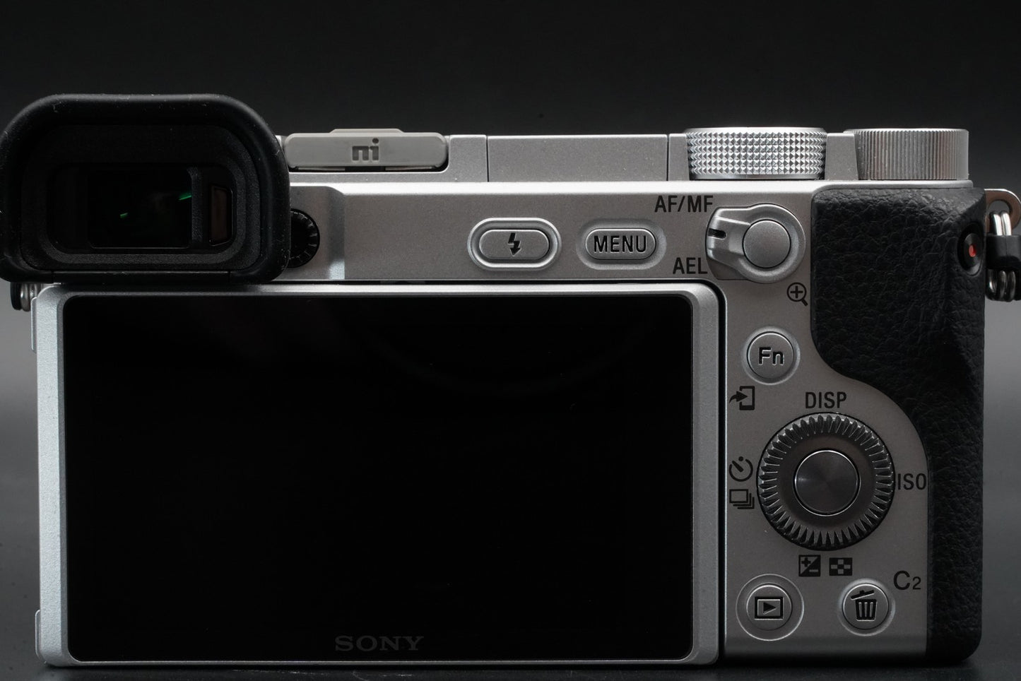 1222 cuts! Sony Alpha A6400 Mirrorless Digital Camera with Lens Silver 10757