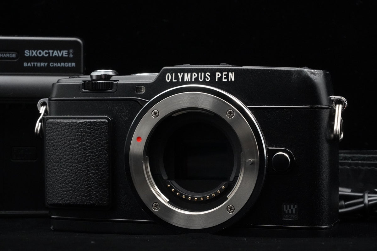Olympus PEN E-P5 Black Body Wifi Digital Camera US STOCK #9838