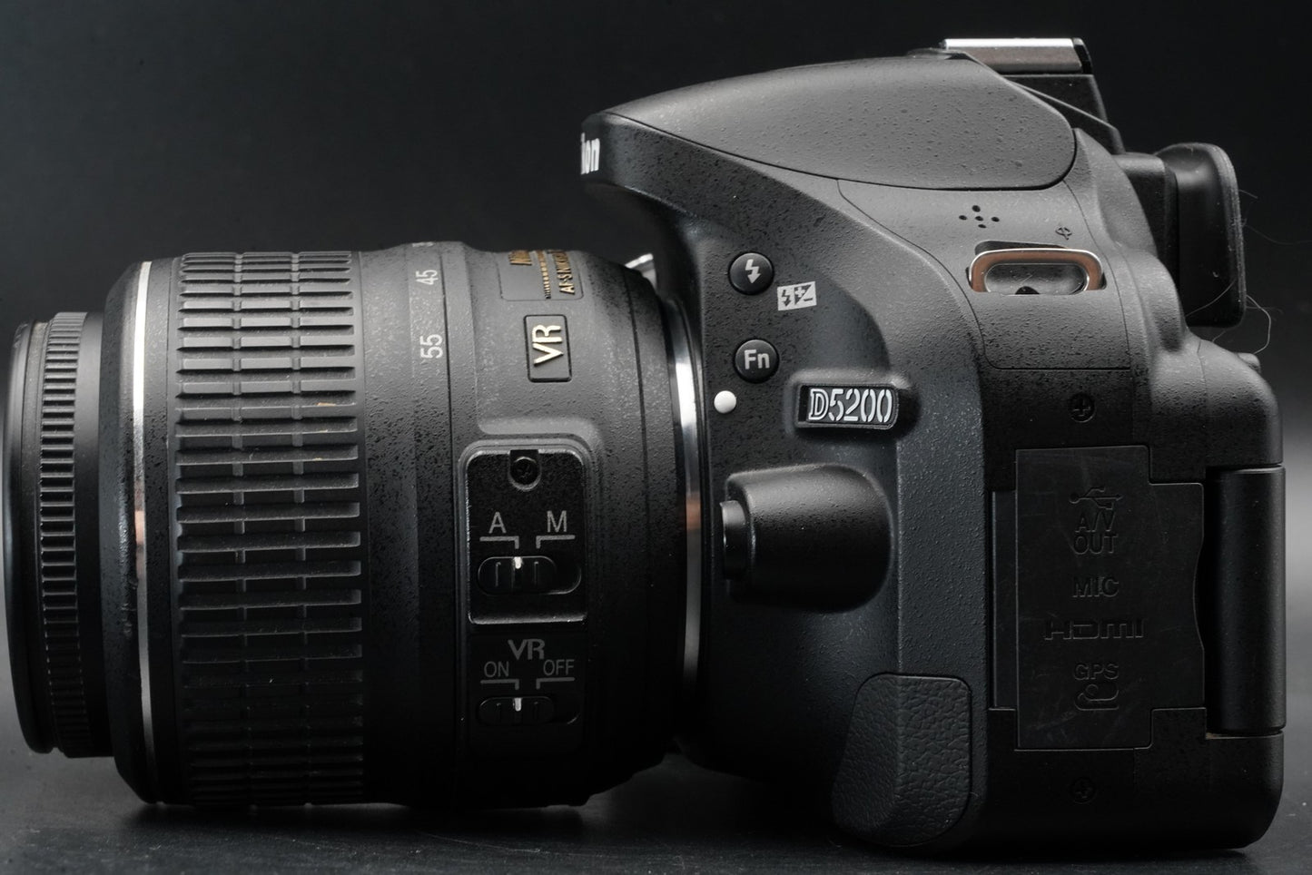 Only 2% cuts!! Nikon D5200 DSLR Camera Body with Lens Black 11344