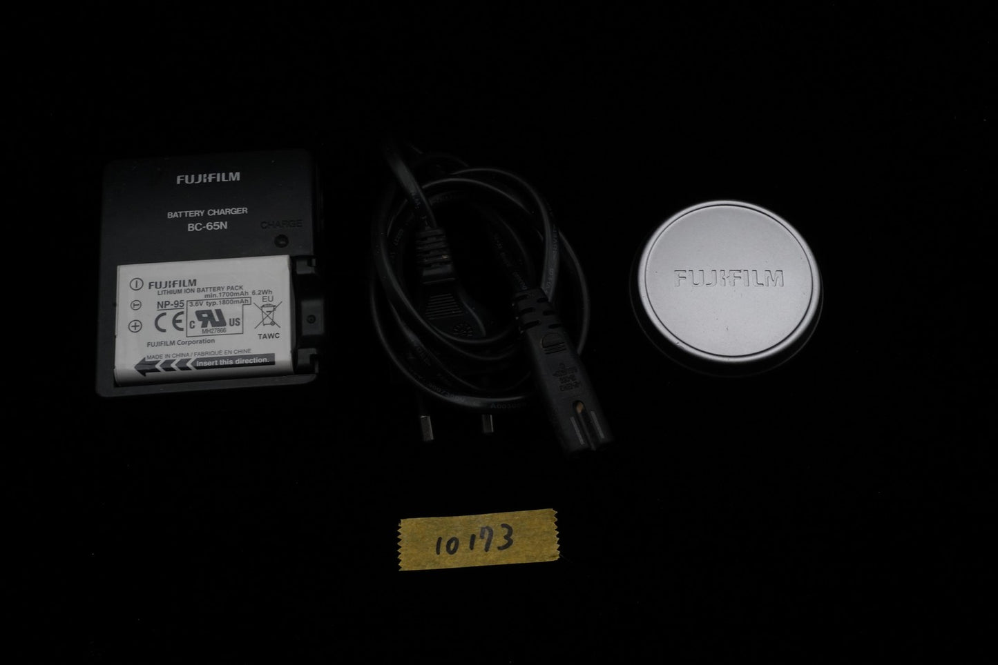 Fujifilm X100 FinePix X Series 12.3MP Silver Digital Camera US Duty Paid 10173