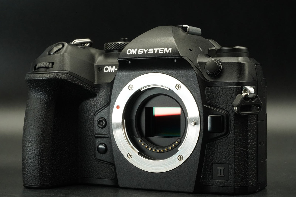 OM SYSTEM OM-1 Mark II Mirrorless Camera -5679 cuts- US STOCK #12334