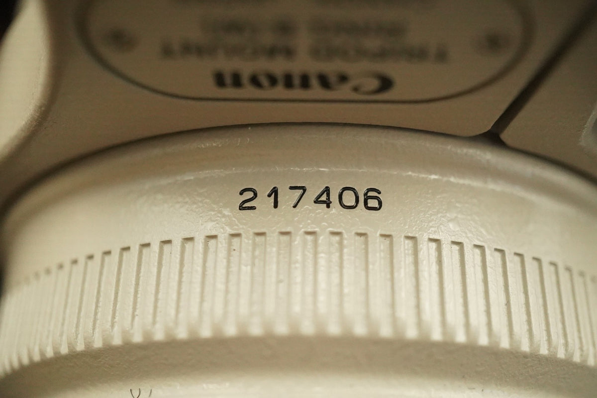 Canon EF 70-200mm F/2.8 L IS USM Telephoto Zoom AF Lens #12001