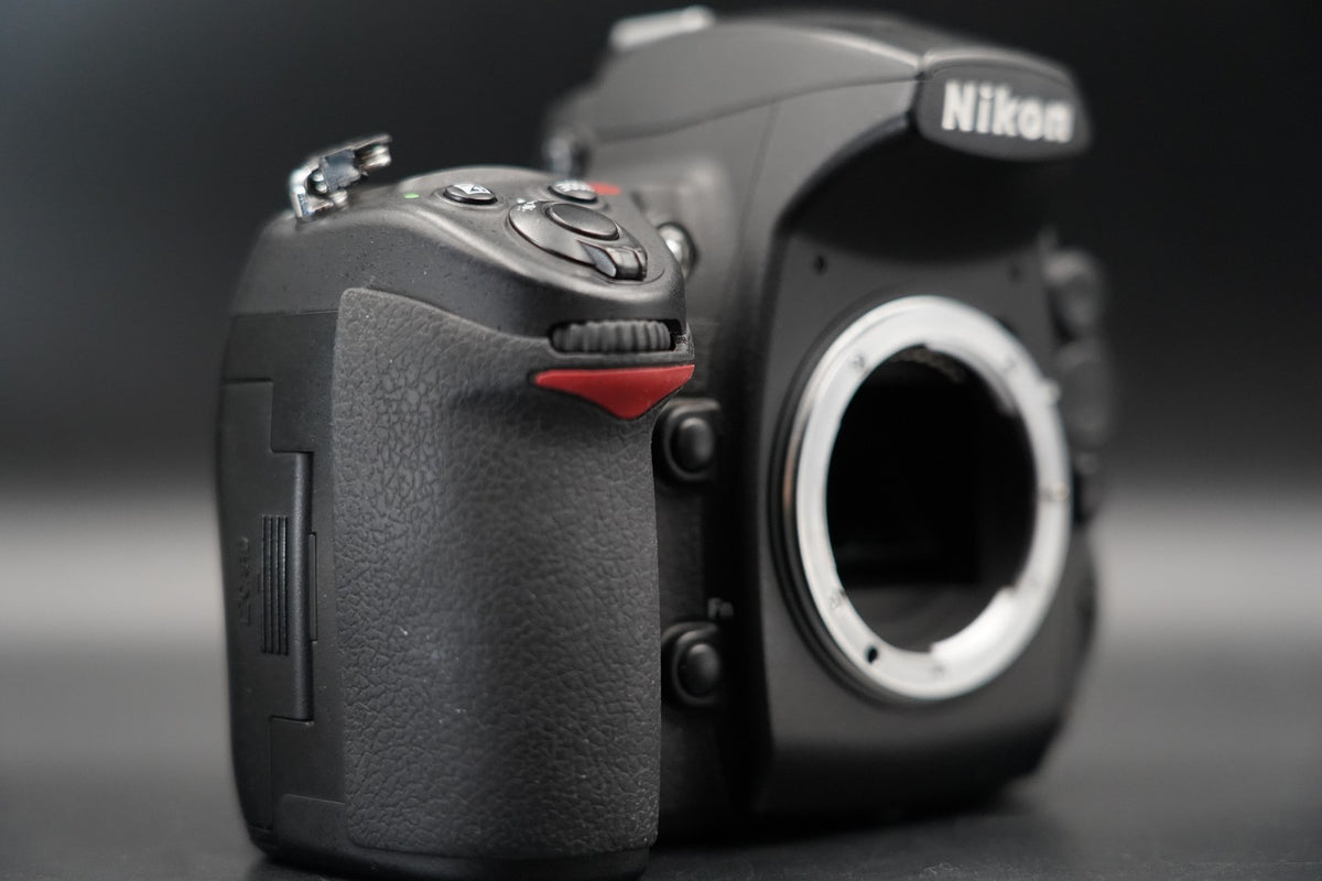 Nikon D700 12.1 MP DSLR Digital Video Camera Used US STOCK #11424