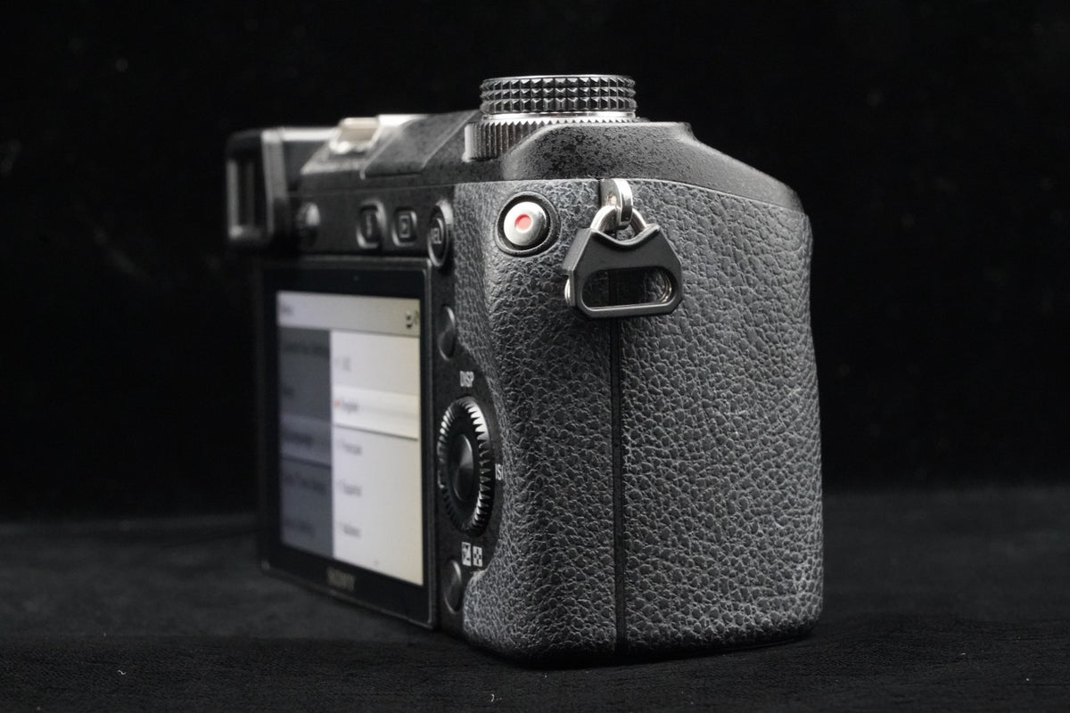 Sony α NEX-6 Digital Camera w/ 16-50mm PZ Lens ENGLISH OK! [] US STOCK #9660