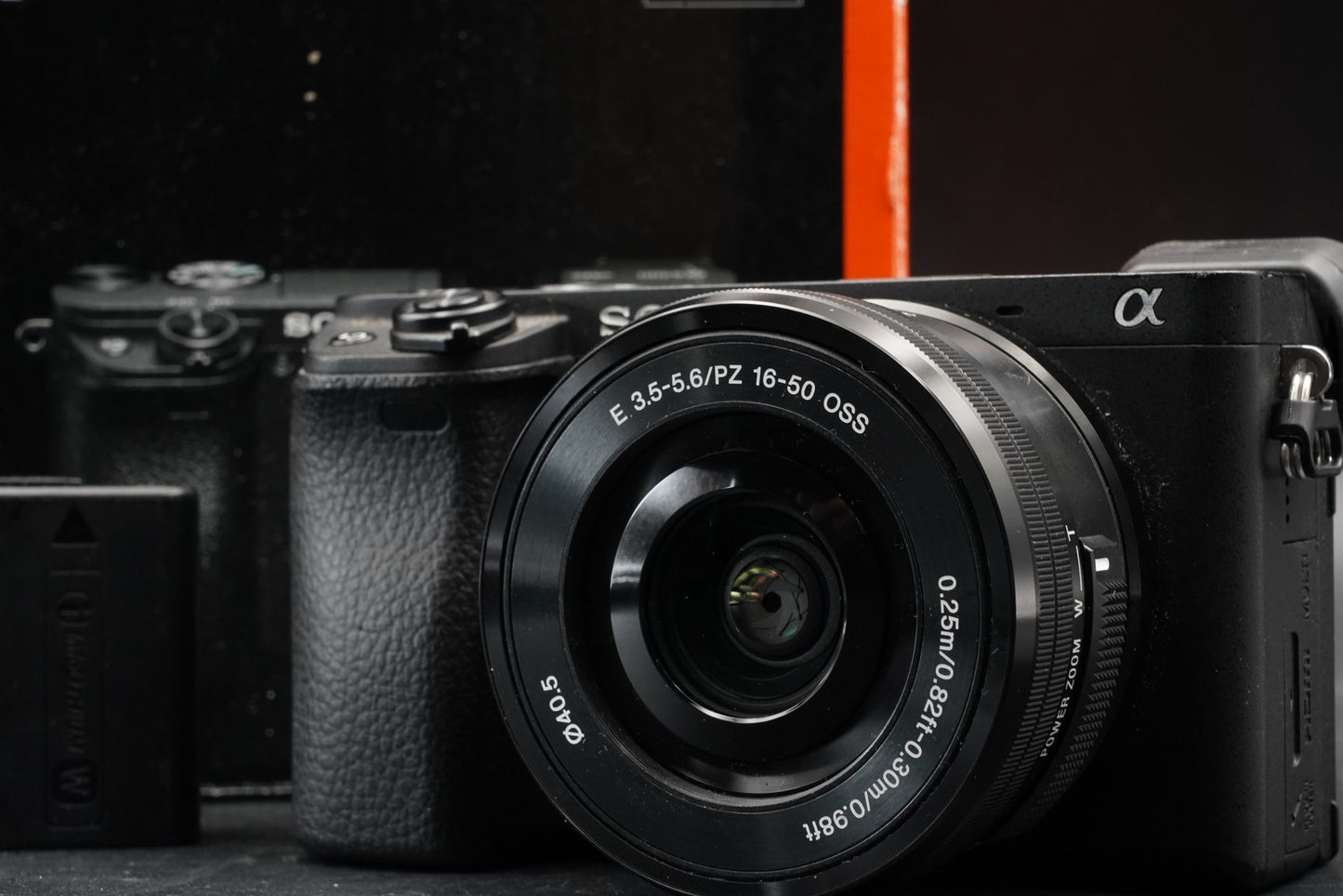 Sony A6400 Mirrorless Digital Camera Black w/ 16-50mm Lens -3915 cuts- #11198