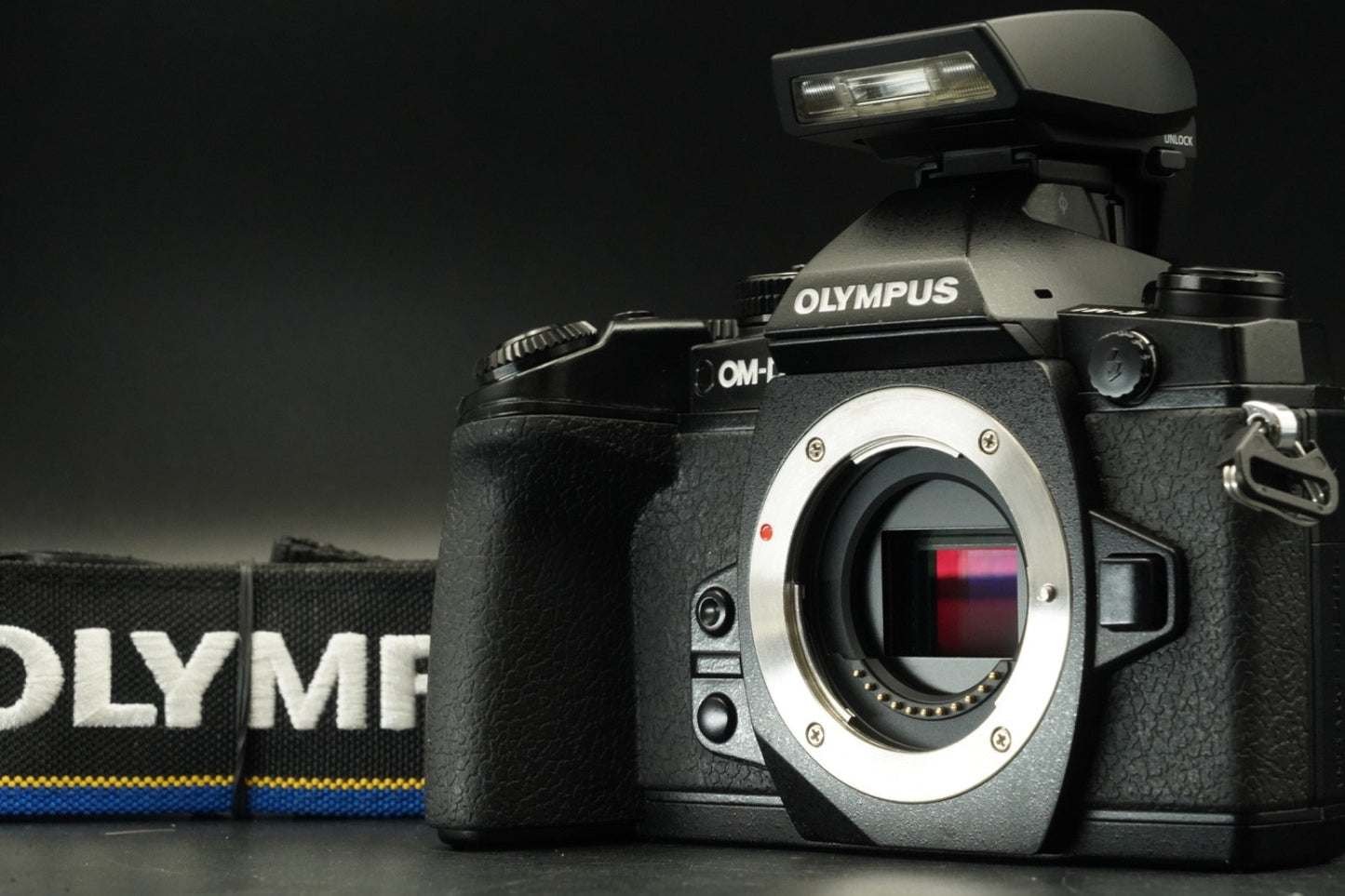 Olympus OM-D E-M1 Digital Camera Black Body -7429 cuts- #11814