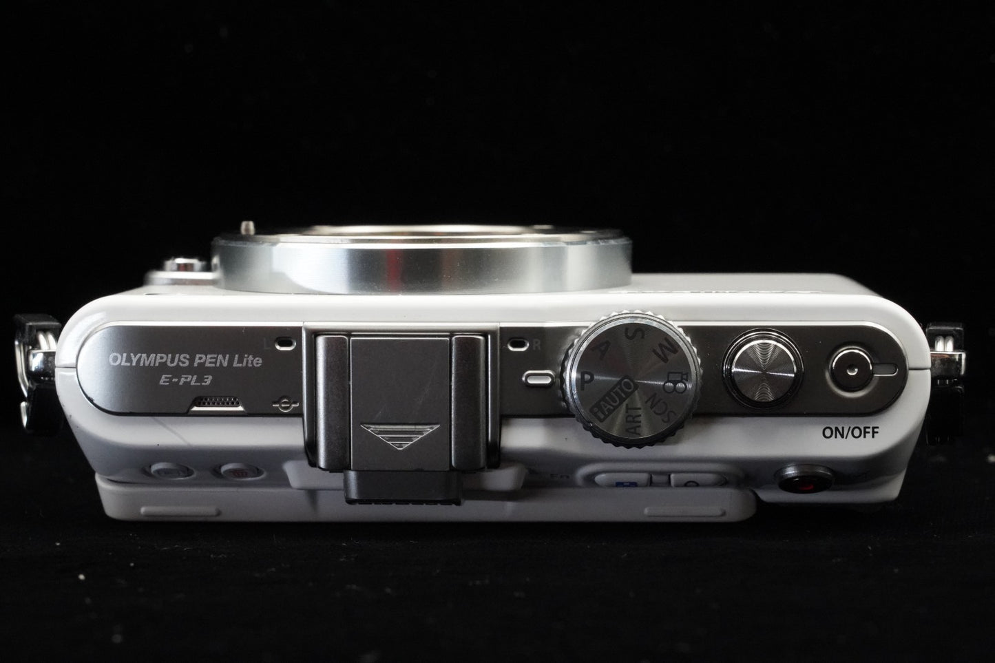 [US Duty Paid] Olympus PEN Lite E-PL3 White 12.3 MP Body Only From US🇺🇸 9449