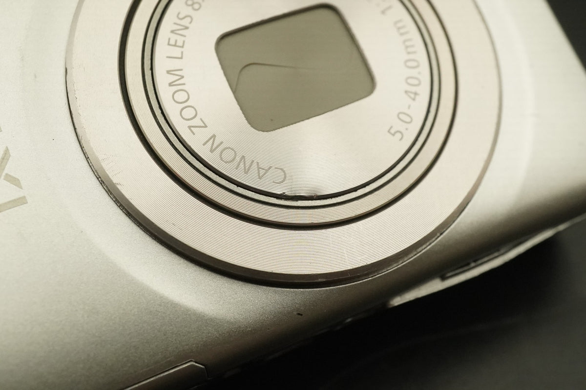Canon PowerShot IXY 200 ELPH 185 digital Camera Silver #12600