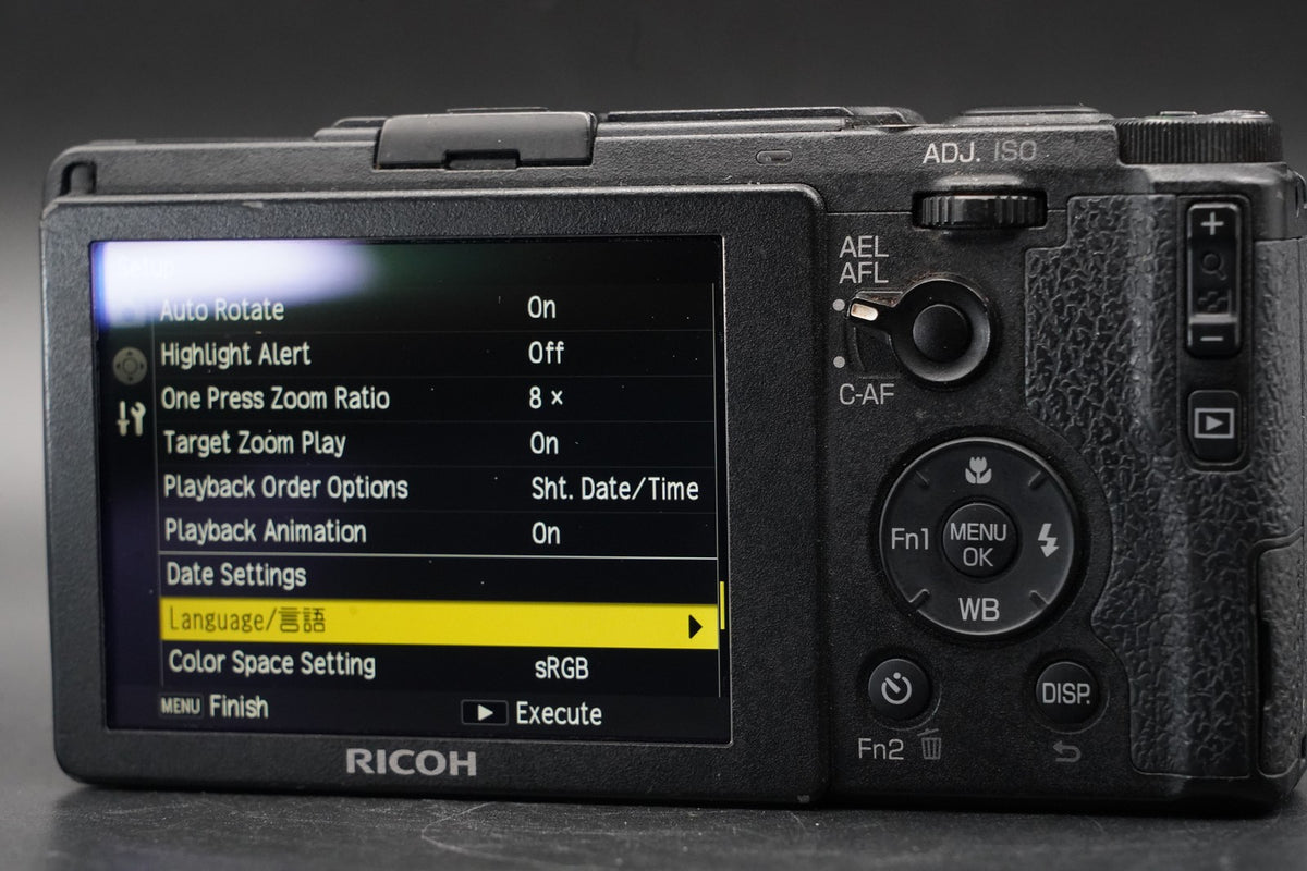 RICOH GR II 16.2 MP Compact Digital Video Camera -45900 cuts- #12147