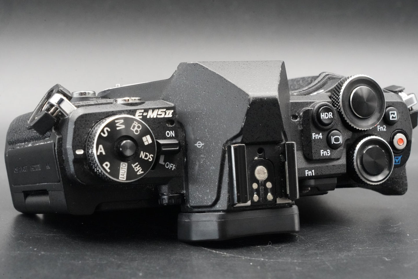 Olympus OM-D E-M5 Mark II 16.1MP Digital SLR Camera Black US Duty Paid 11030