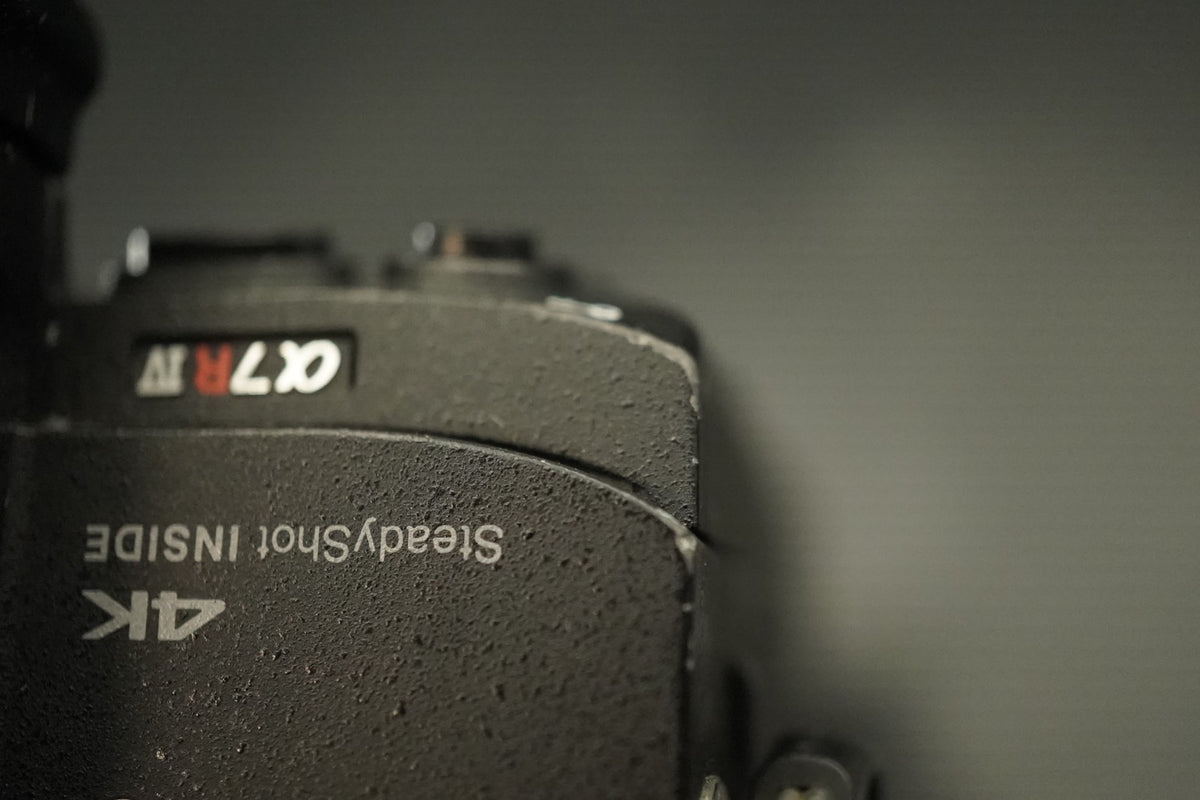Cámara digital Sony A7R IV ILCE-7RM4 sin espejo Inglés OK -92245 cortes-...