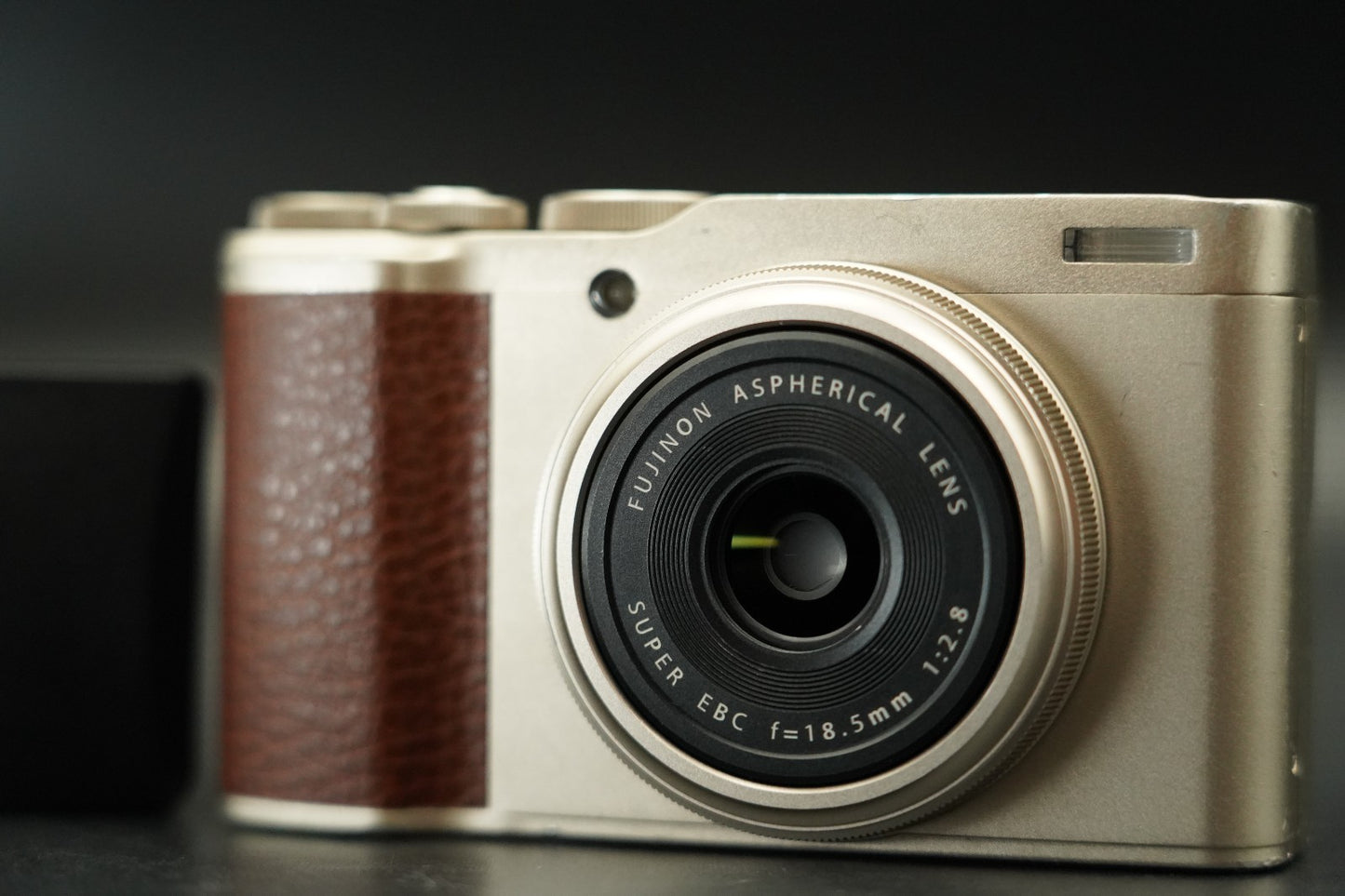 Fujifilm Fuji XF10 Compact Digital Camera Champagne Gold #11779