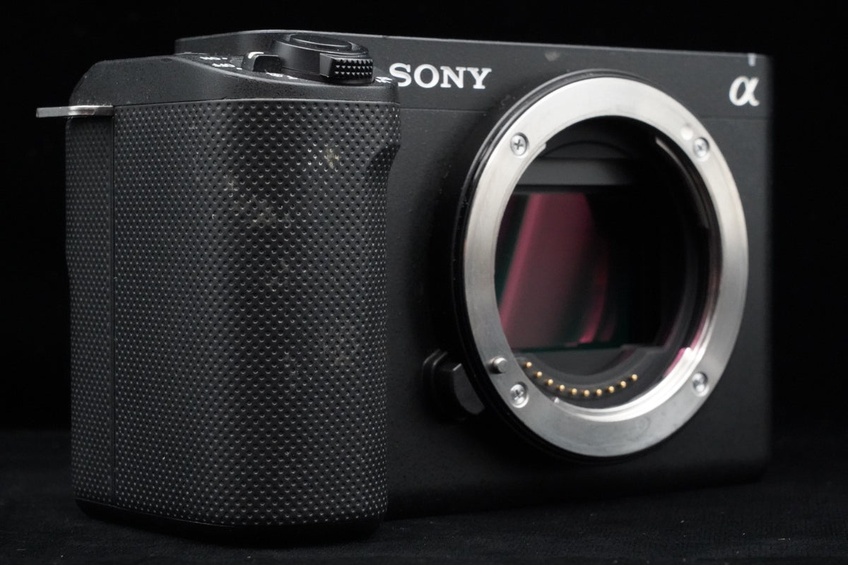 Sony Alpha ZV-E1 4K UHD Mirrorless Camera English OK ALMOST UNUSED #11218