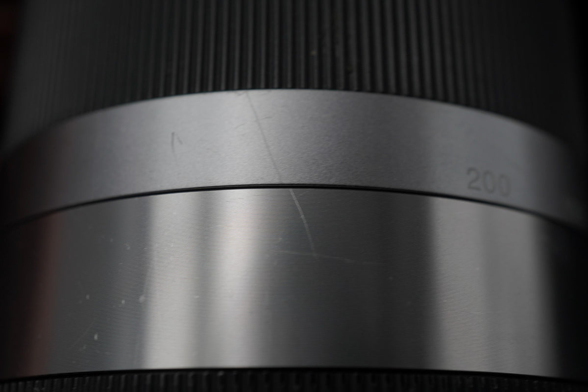 Sony E 18-200mm f/3.5-6.3 OSS silver Lens E Mount SEL18200 US STOCK #11585