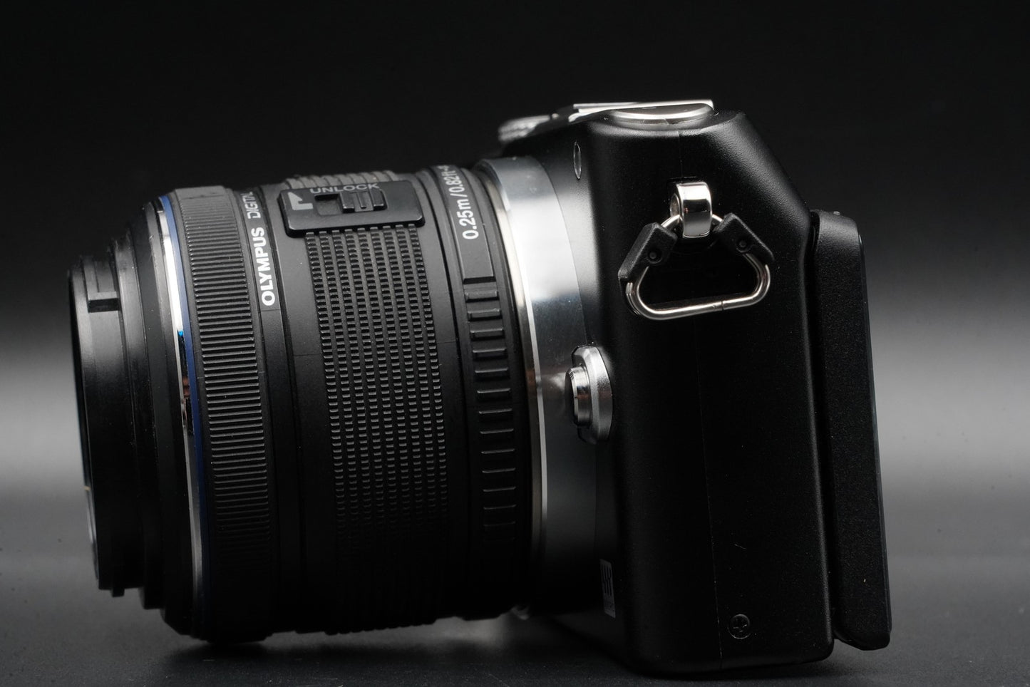 Olympus PEN Lite E-PL3 Black 12.3 MP with Lens US Duty Paid 10539