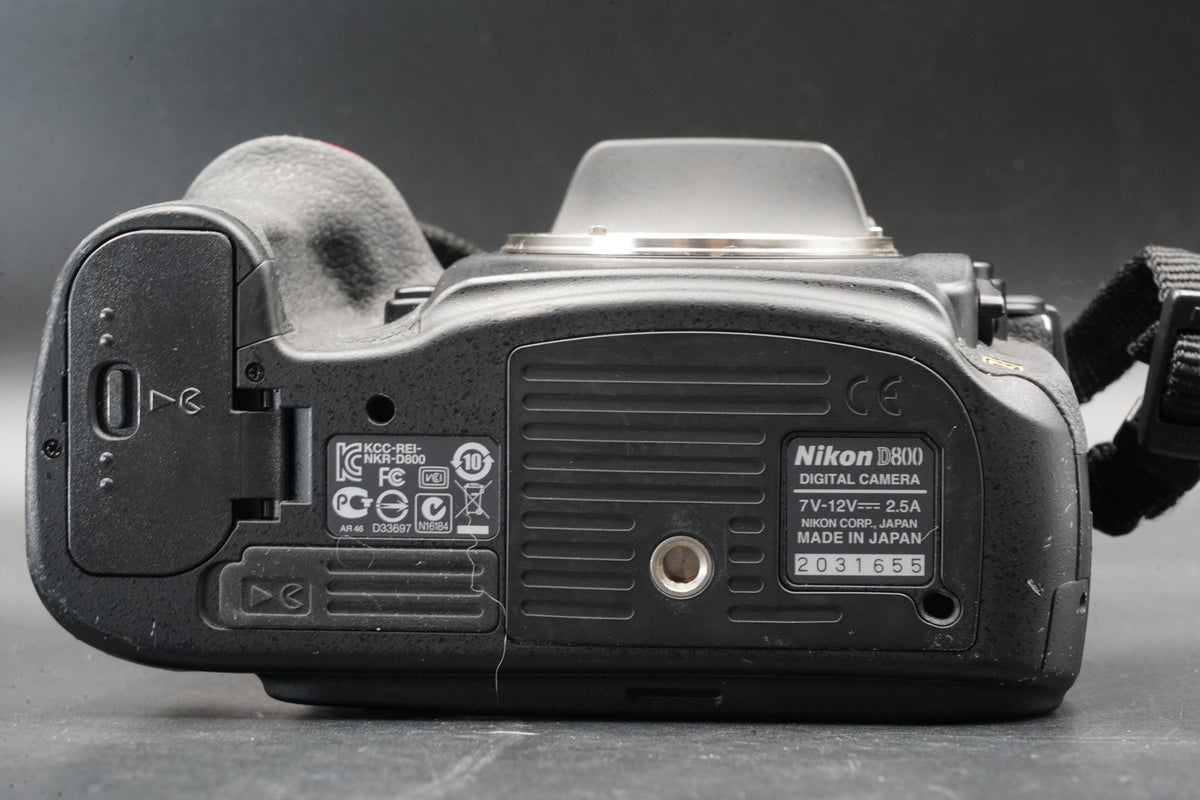 Nikon D800 36.3MP FX DSLR Digital Camera Body Used -24% cuts- #11257