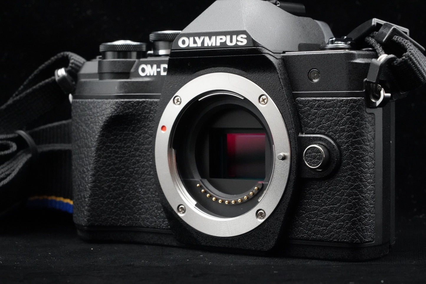 Olympus OM-D E-M10 Mark III Black Digital Camera Body Only US Duty Paid 9558