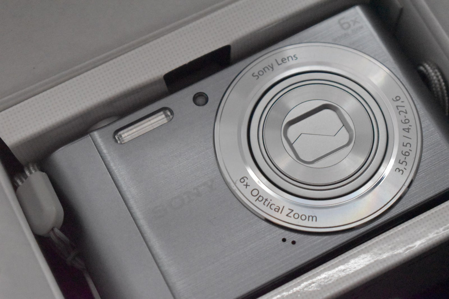 [US Duty Paid] Sony Cyber-shot DSC-W810 Pink 20.1MP 6x Zoom Digital Camera 7216