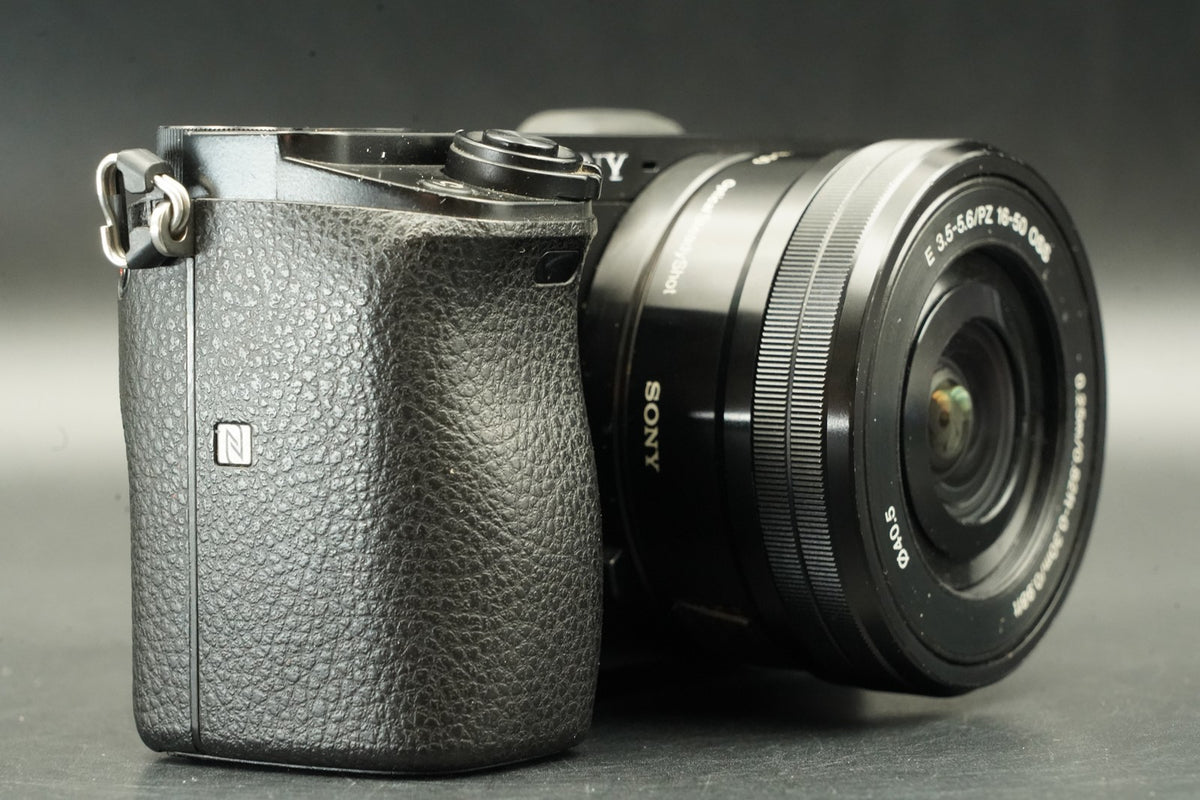 Sony alpha a6000 Digital Mirrorless Camera with Lens Black -4681 cuts- #12361