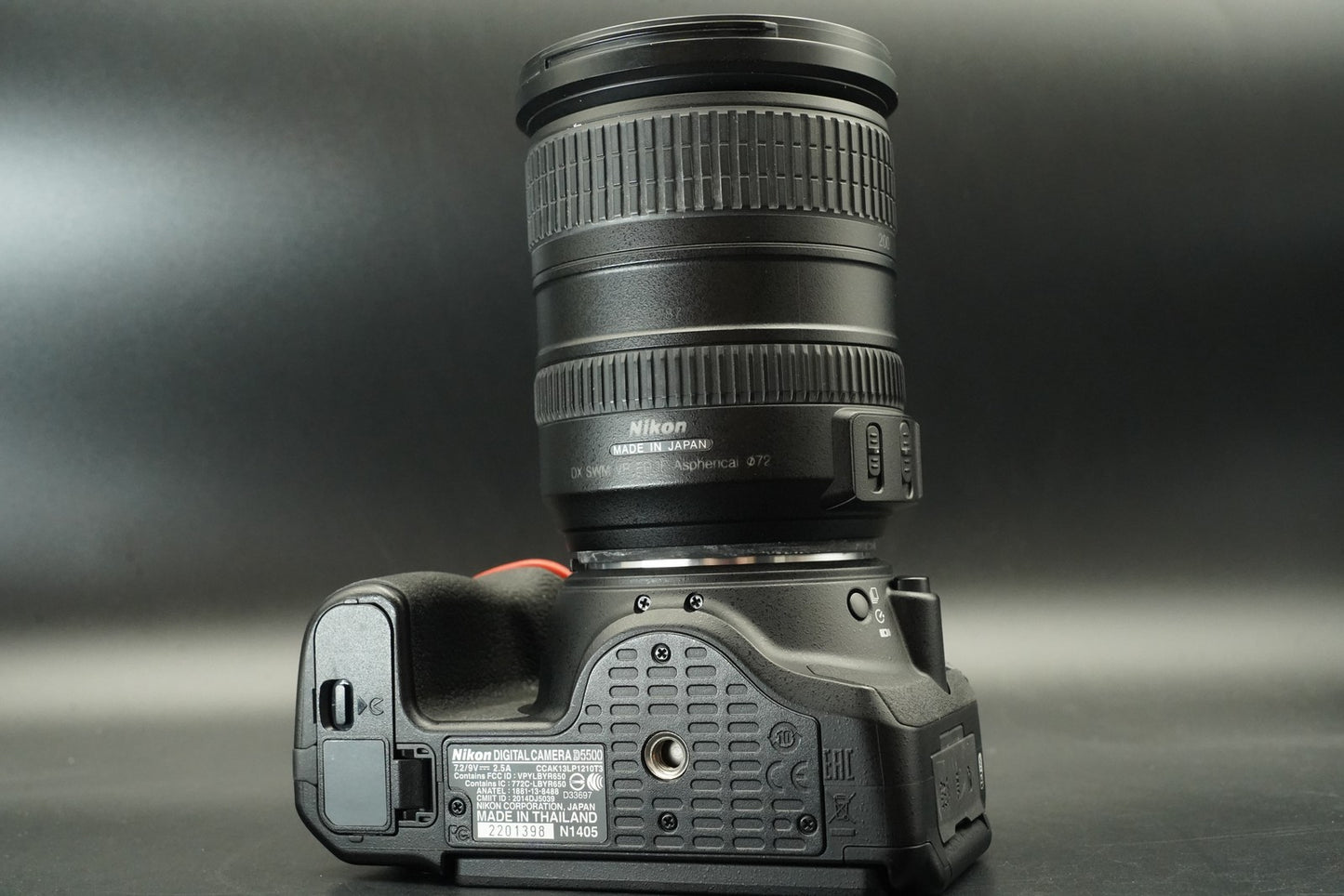 Nikon D5500 DSLR Digital Camera with AF-S 18-200mm Lens -12963 cuts- #11518