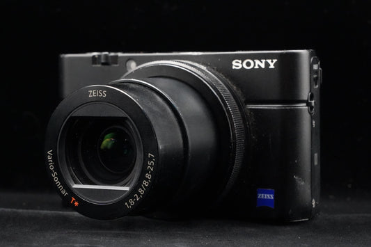 Sony Cyber-shot DSC-RX100 III M3 Point Shoot Digital Camera 10137