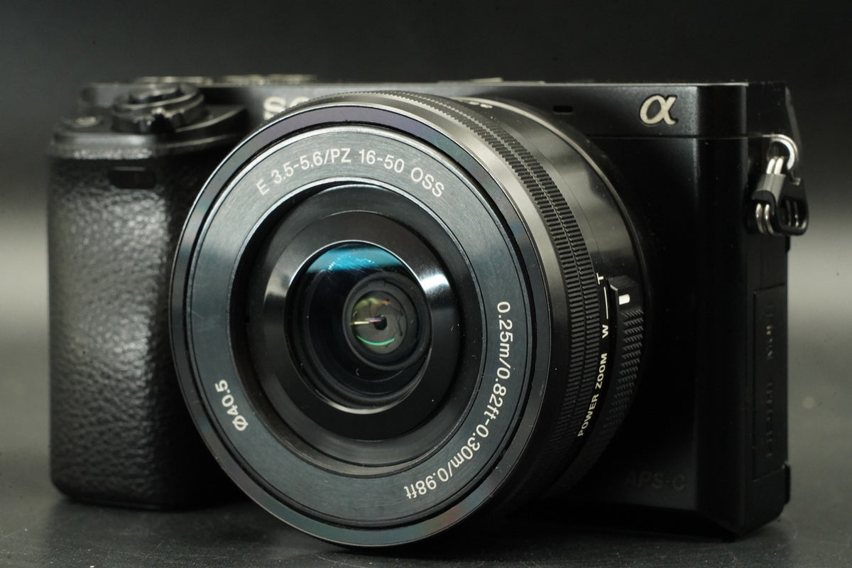 Appareil photo numérique sans miroir Sony a6000 noir avec coupe 16-50 +...