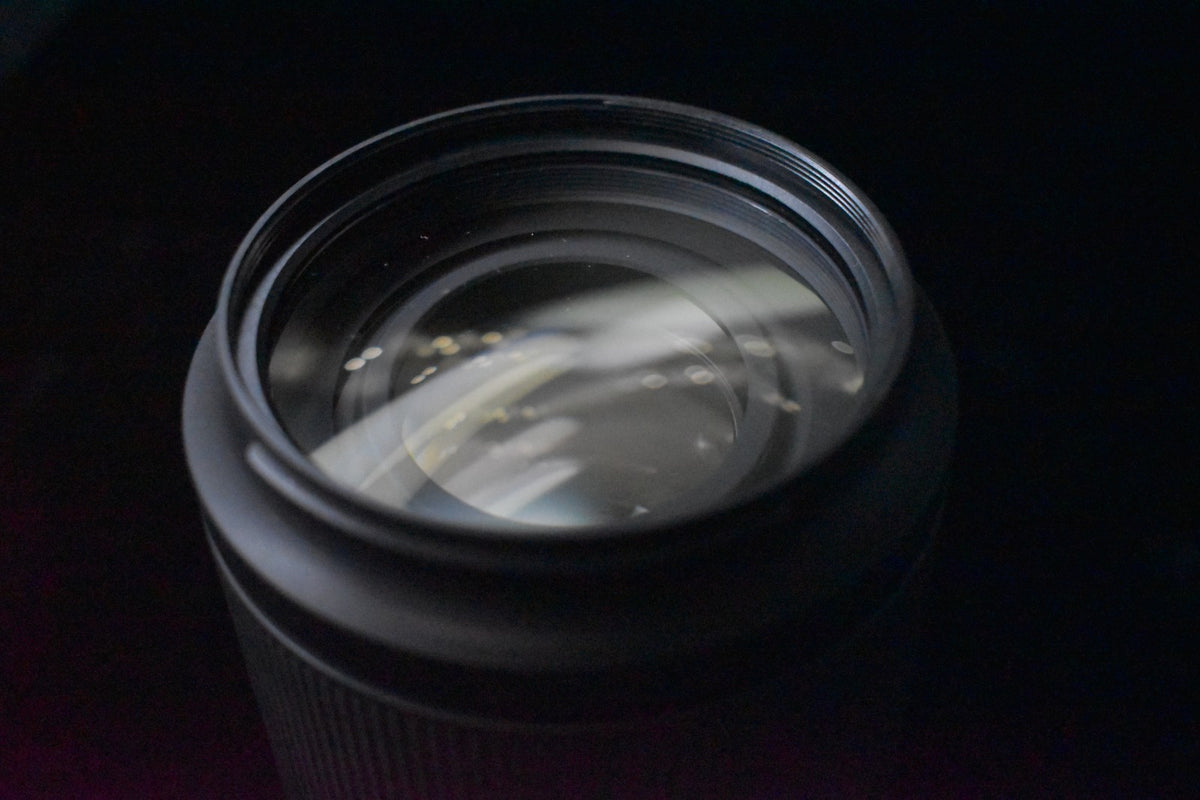[US Duty Paid] Lente Tamron 70-180 mm f/2,8 Di III VXD para Sony E Mount 7732