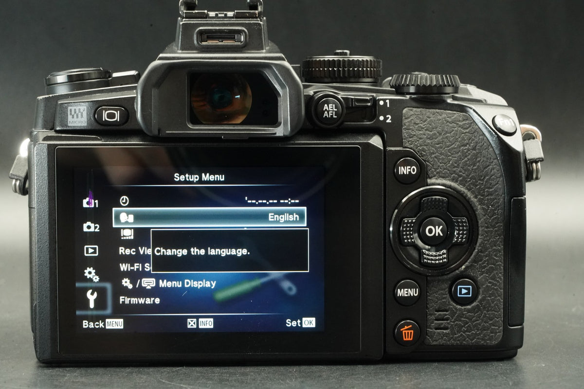 Olympus OM-D E-M1 Digital Camera Black Body From JAPAN -19256 cut- #12405