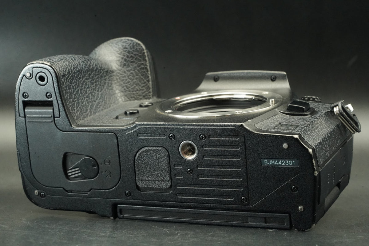 OLYMPUS OM System OM-1 Mirrorless Camera -38120 cuts- #12557