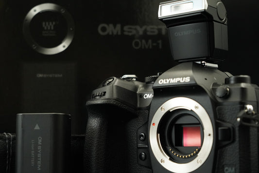 OLYMPUS OM System OM-1 20.4MP Mirrorless Camera -739 cuts- #12216