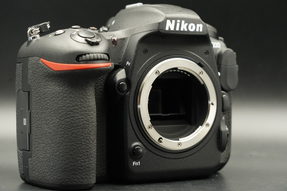 Nikon D500 20.9MP Digital SLR Camera Body -6% cuts- #11599