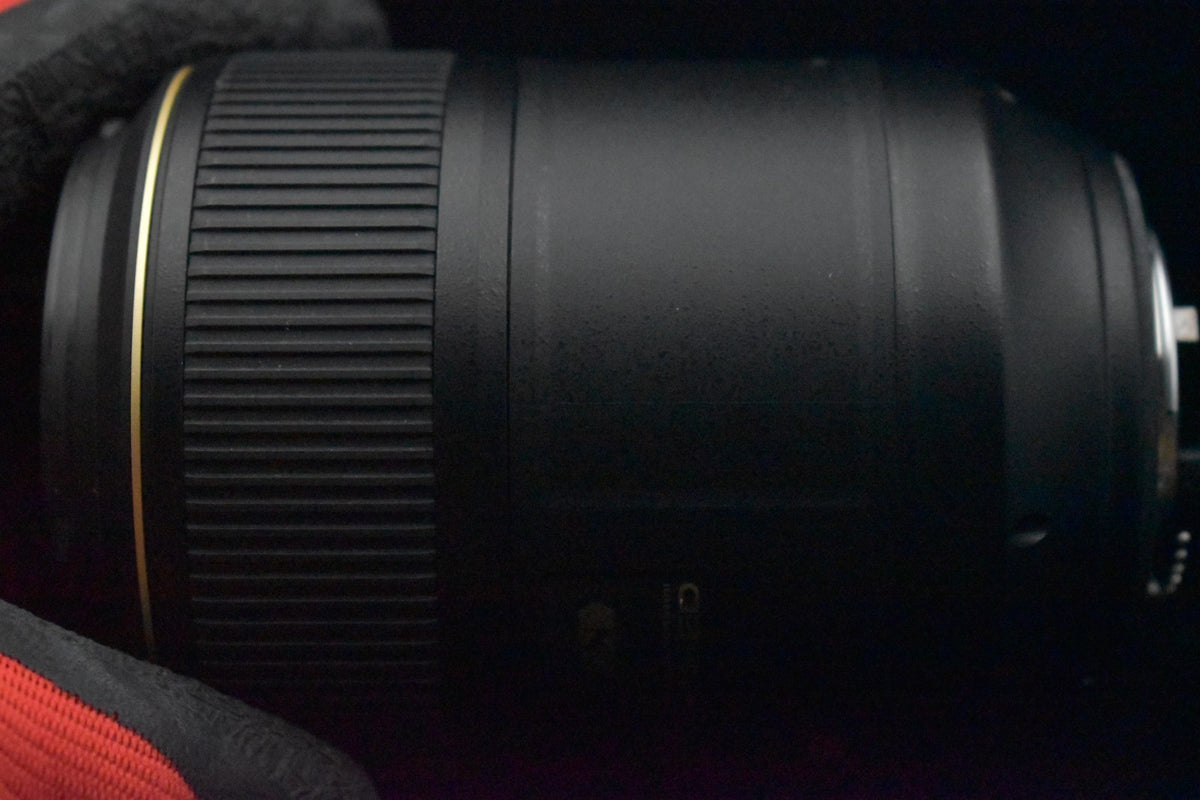 [US Duty Paid] Nikon AF-S MICRO NIKKOR 105 mm F/2.8G ED VR Objektiv 9396