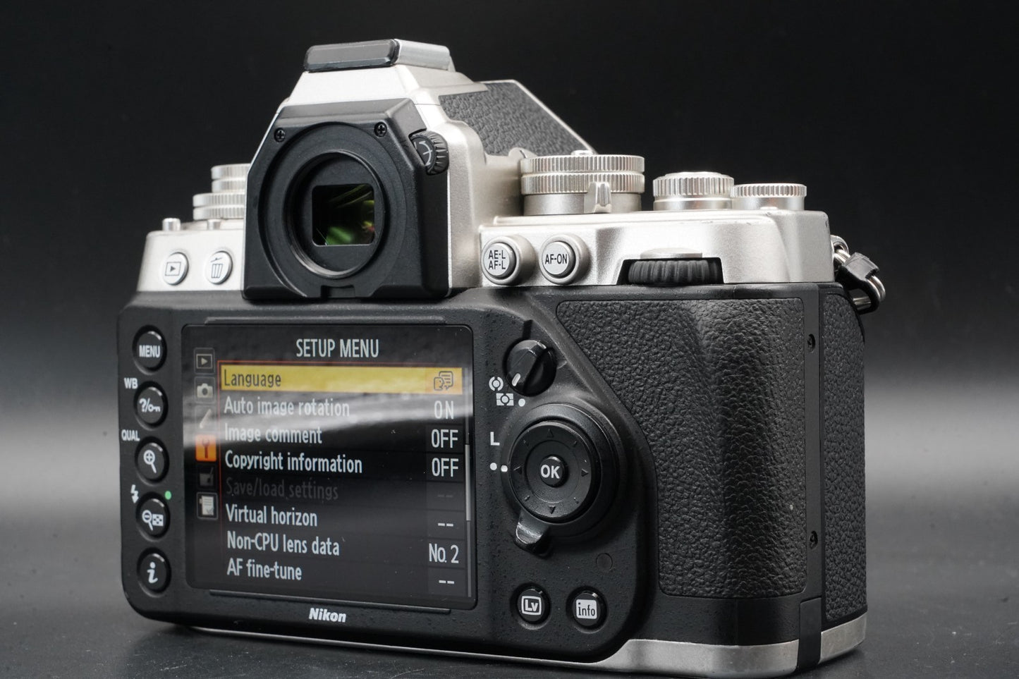 8818 cuts!! Nikon Df Silver DSLR Digital Camera Body 11462