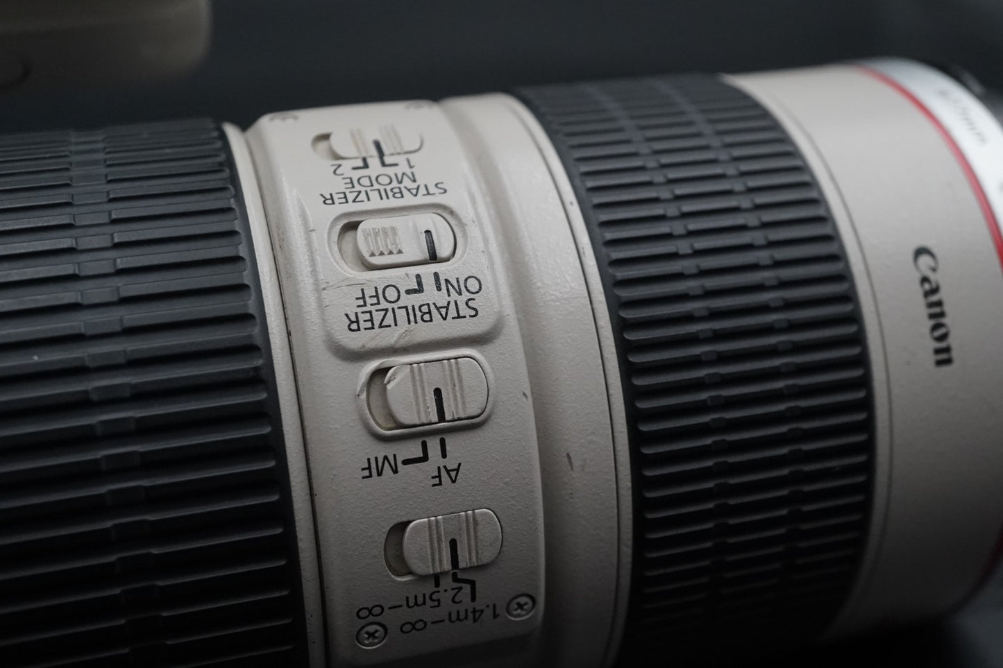 Canon EF 70-200mm F/2.8 L USM Telephoto Zoom AF Lens US Duty Paid JAPAN 11414