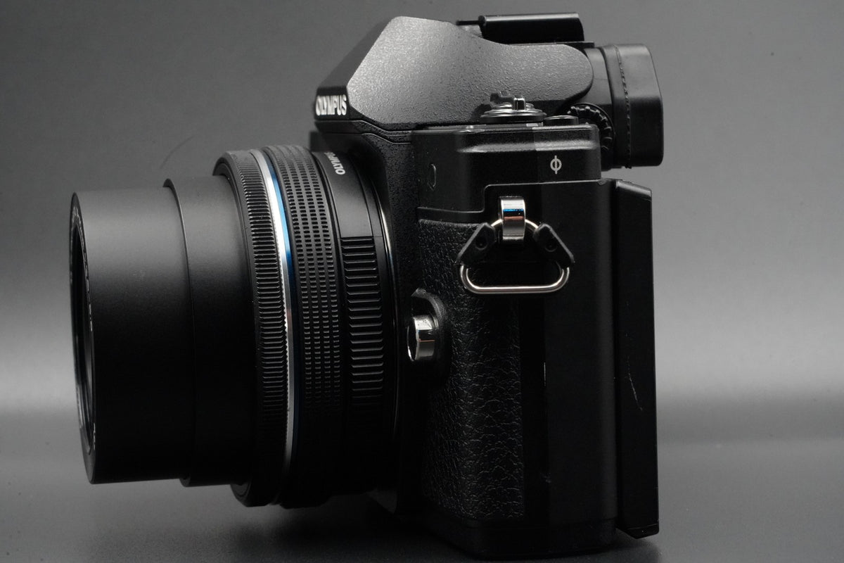 Olympus OM-D E-M10 Mark III Black Digital Camera w/ 2 Lenses US STOCK #10407