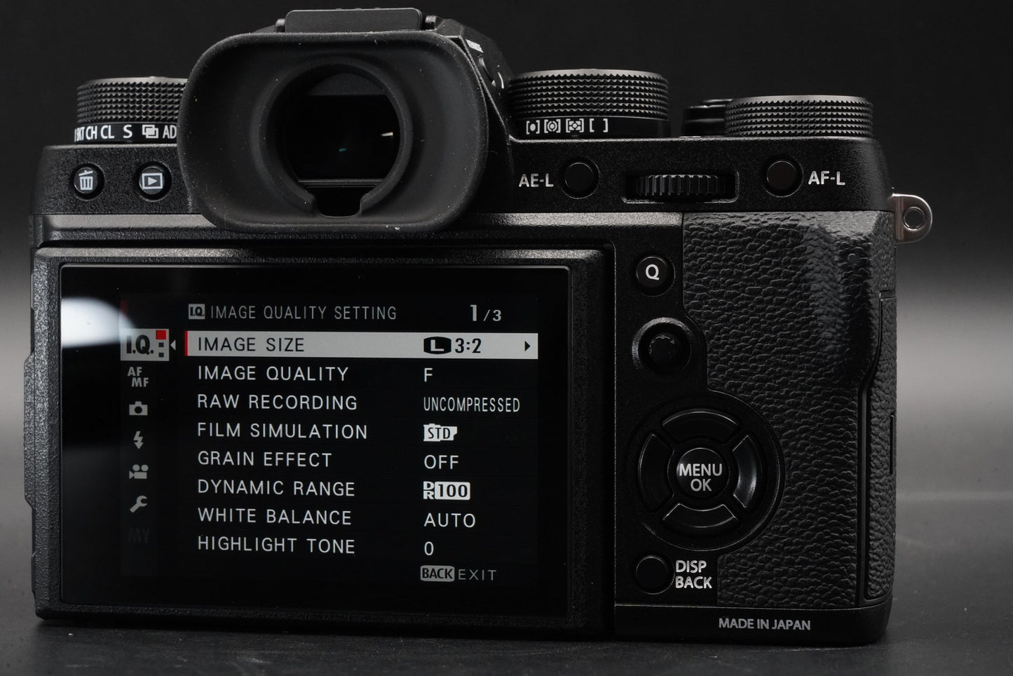 Fujifilm X-T2 Mirrorless Digital Camera ALMOST UNUSED 10804