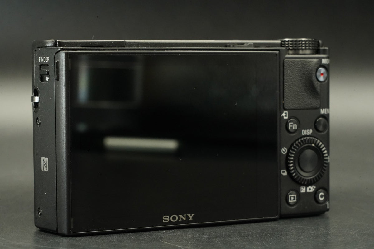 Sony Cyber-shot DSC-RX100M3 III Point Shoot Digital Camera #12288