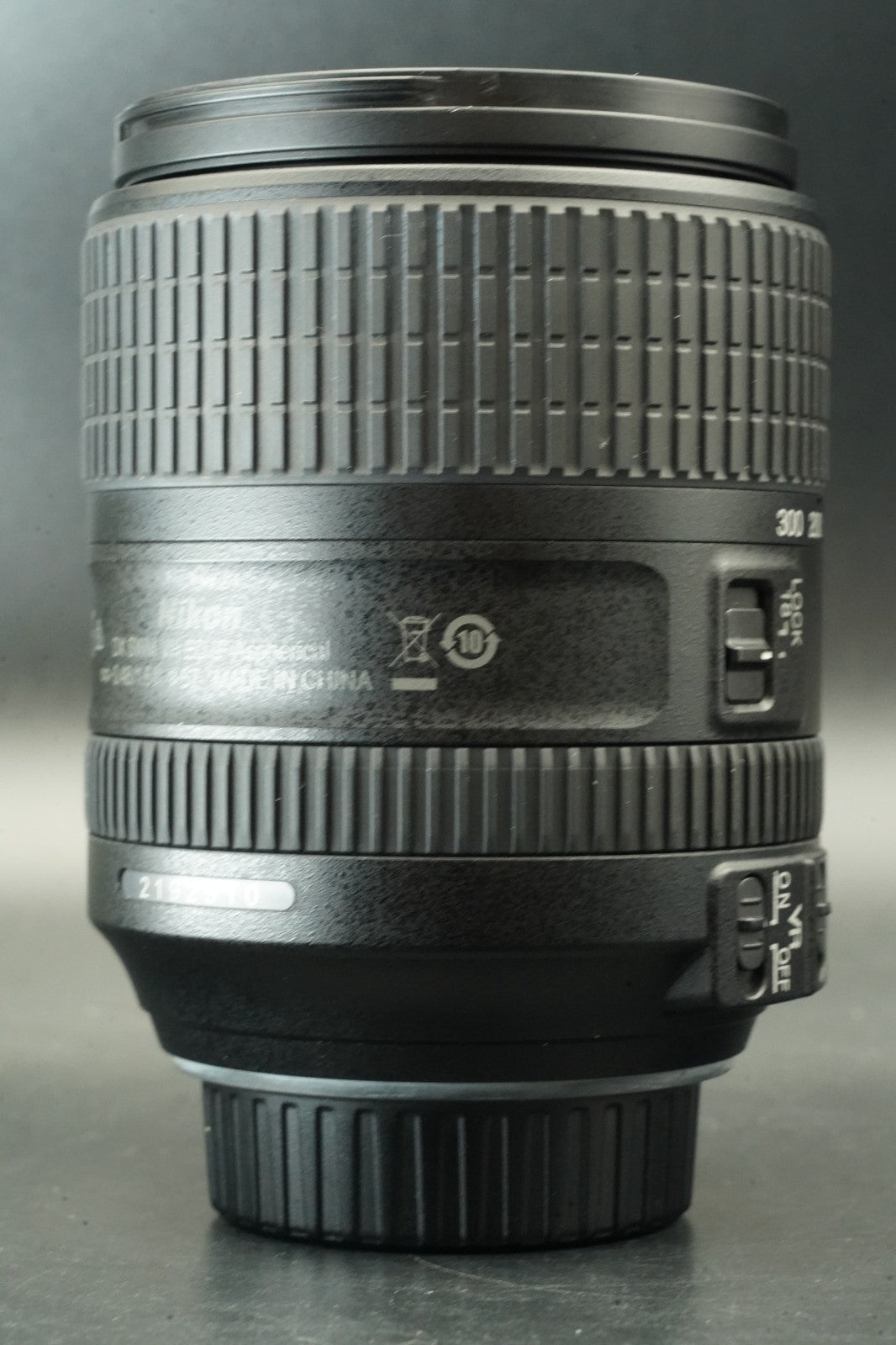 Nikon AF-S DX NIKKOR 18-300mm f/3.5-5.6 G ED VR F Mount US Duty Paid 11707