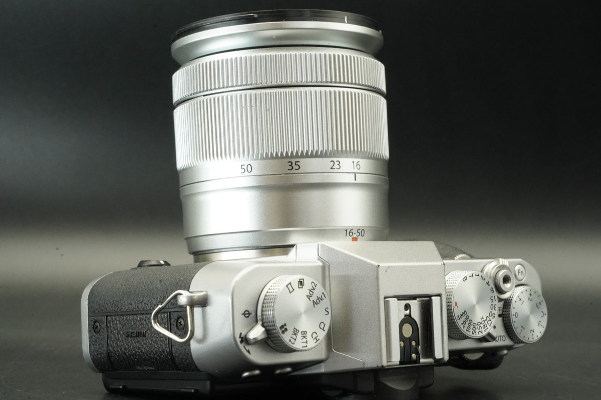 Fujifilm X-T20 Digital Camera w/ XC 16-50mm Lens Silver -13576 cuts- #12477