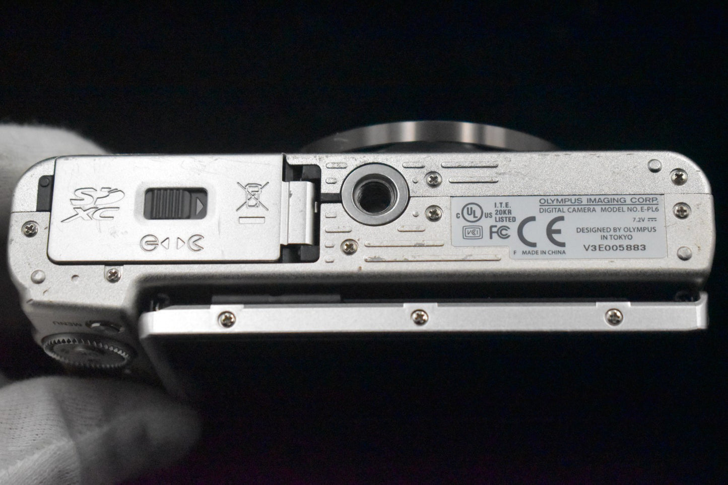 [US Duty Paid] Olympus Pen Lite E-PL6 16.0MP Body Only Silver 8595