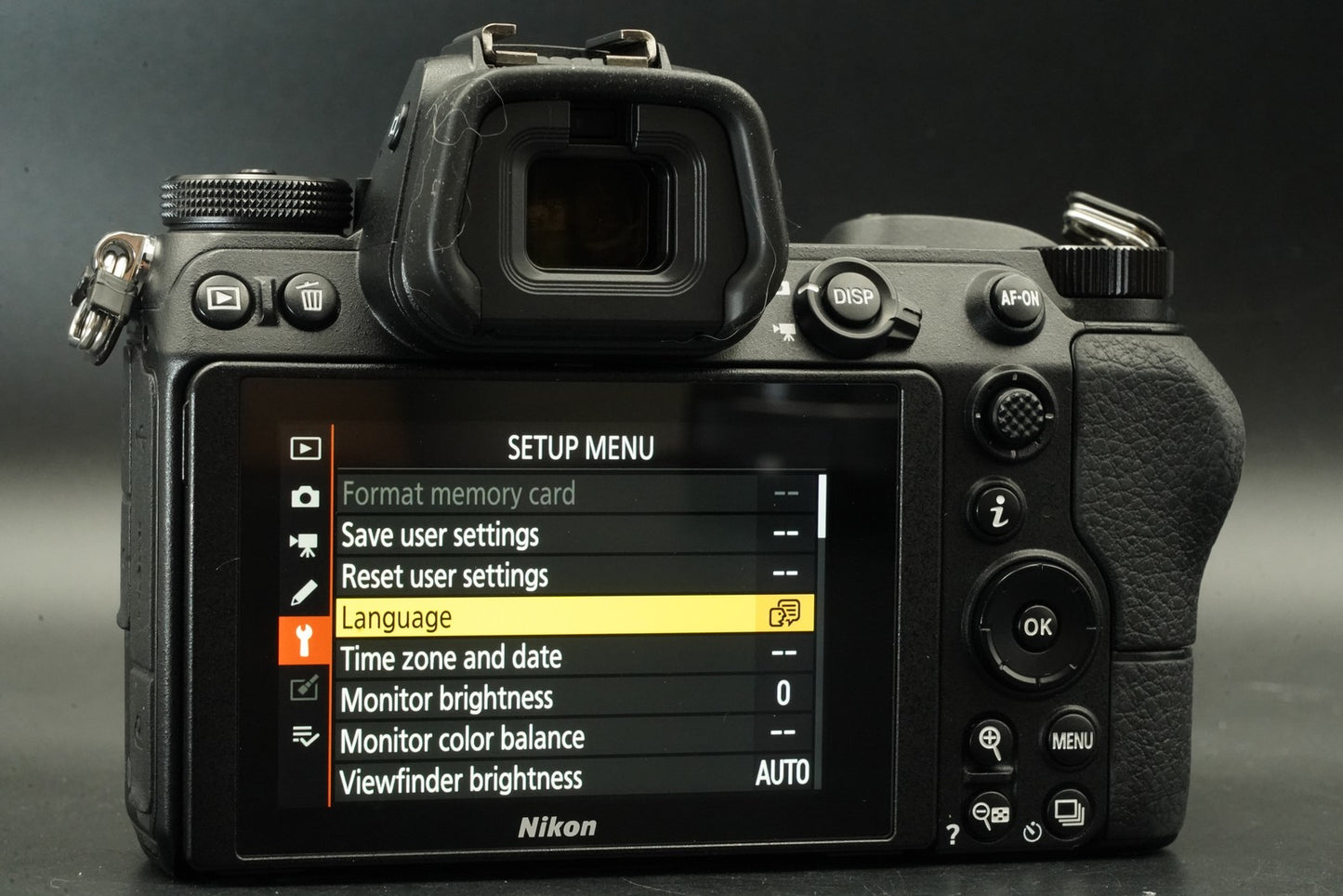 Nikon Z7 45.7MP Full-Frame Mirrorless Camera Body 11721