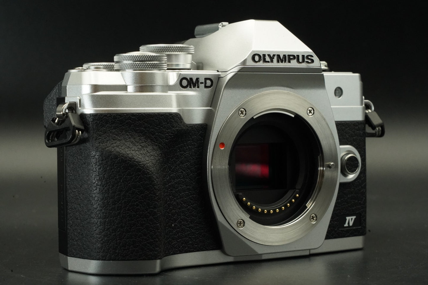 Olympus OM-D E-M1 Mark II 20.3MP Silver Mirrorless Camera 11628