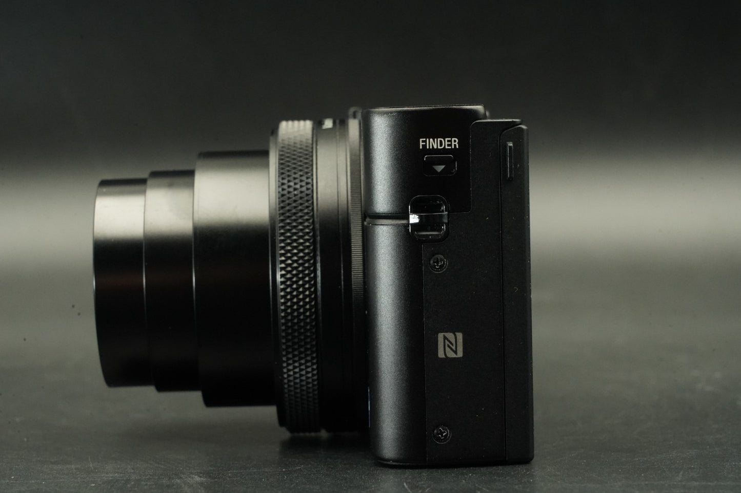 Sony Cyber-Shot DSC-RX100M7 VII Mark 7 Digital Camera 11641