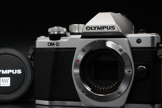 Olympus OM-D E-M10 Mark II 16.1MP Digital Camera Silver US Duty Paid 10449