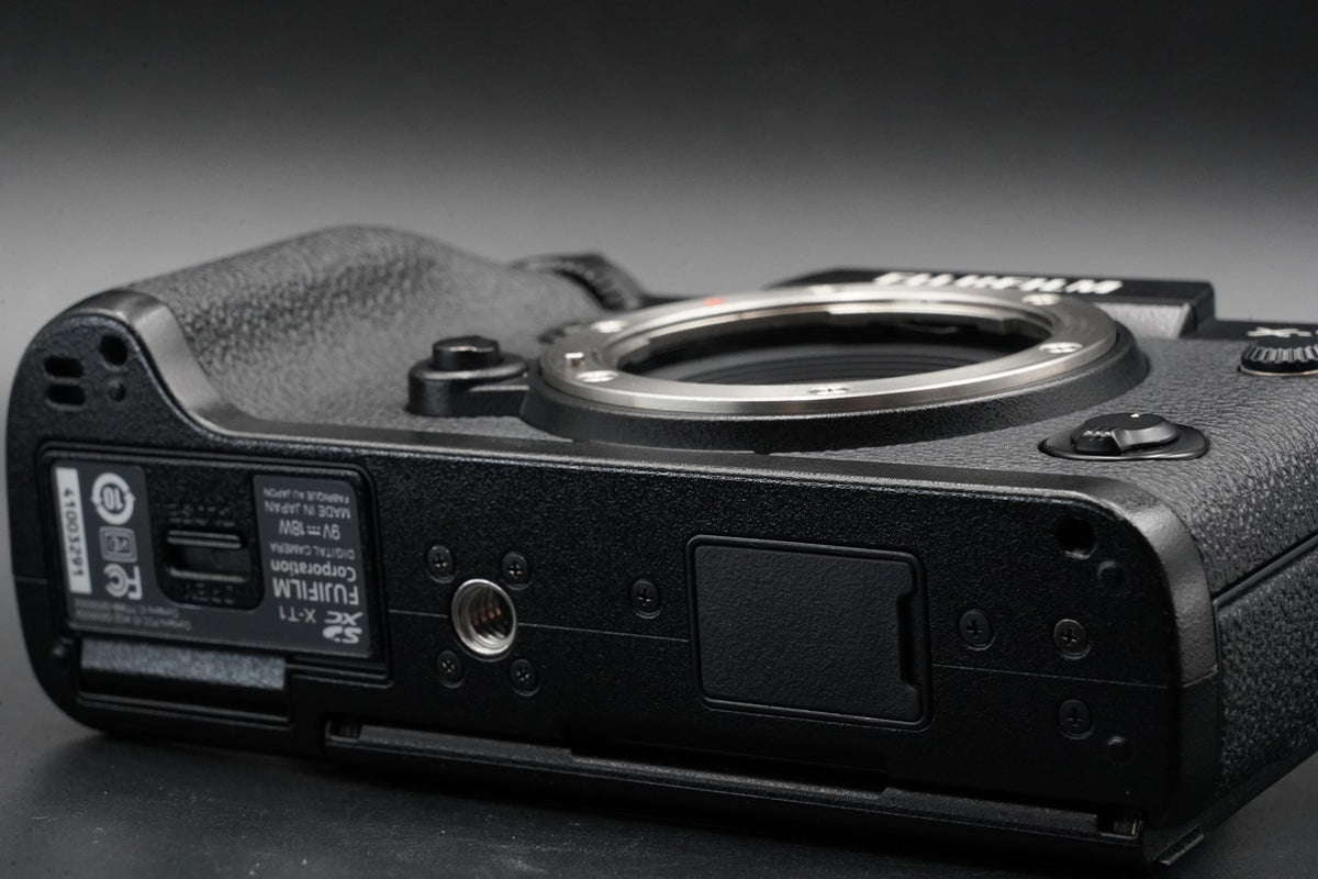 Fujifilm X-T1 Mirrorless Digital Camera 16.3MP Black -480 cuts- #10935